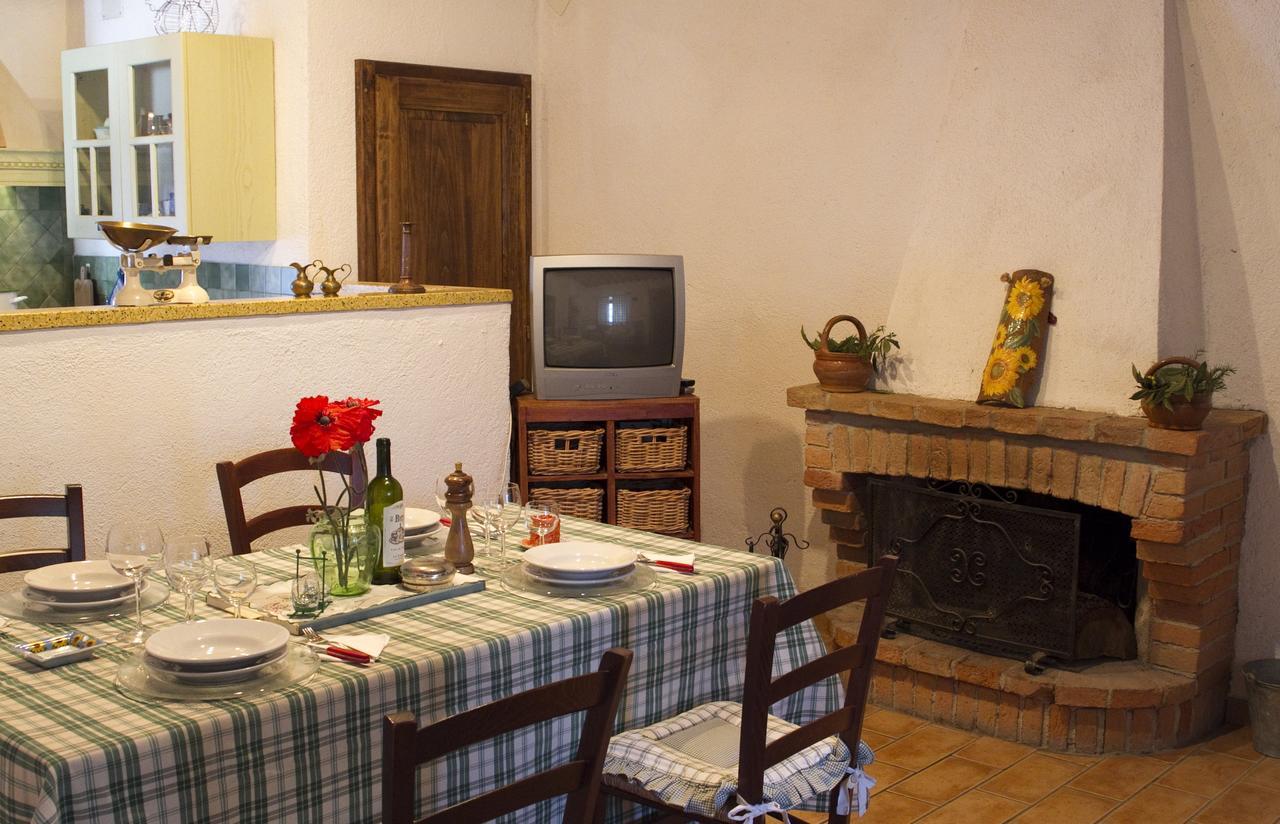 Agriturismo Santa Caterina Castelnuovo di Val di Cecina Cameră foto